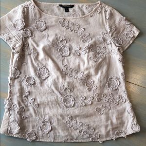 Banana Republic Embroidered Top Size S Petite
